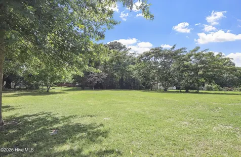 14 Delight Court Jacksonville NC 28546