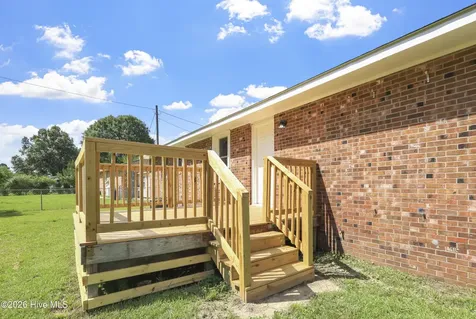 14 Delight Court Jacksonville NC 28546