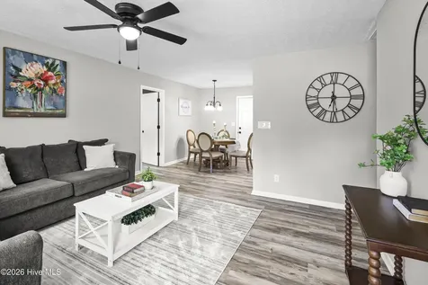 14 Delight Court Jacksonville NC 28546