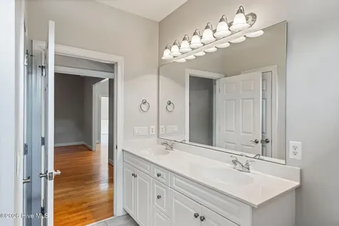 621 Blue Point Drive Wilmington NC 28411