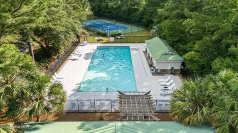 621 Blue Point Drive Wilmington NC 28411