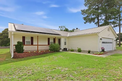 128 Fodder Drive Hubert NC 28539