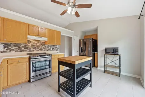 128 Fodder Drive Hubert NC 28539