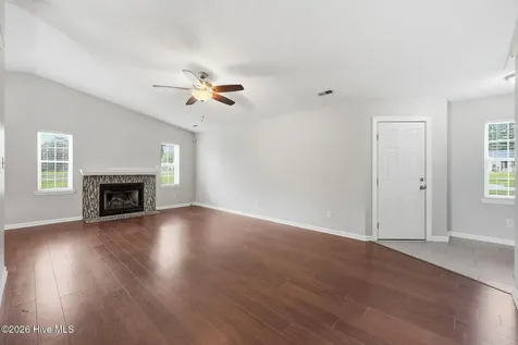 128 Fodder Drive Hubert NC 28539