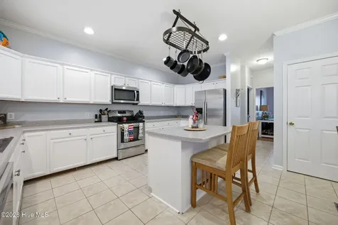 205 Middle Ridge Drive Hubert NC 28539