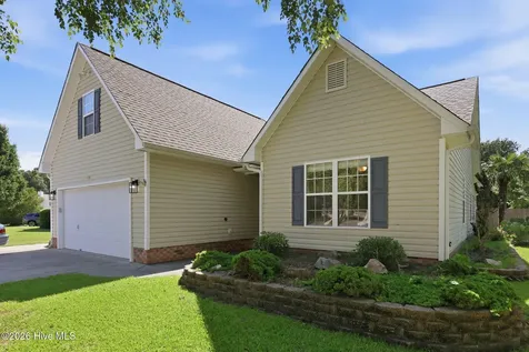 225 Yearling Loop Jacksonville NC 28540