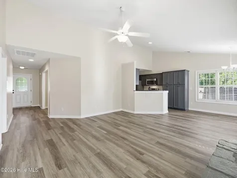 225 Yearling Loop Jacksonville NC 28540