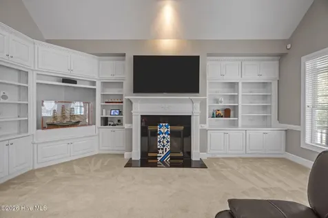 2094 Autumn Drive Kinston NC 28501