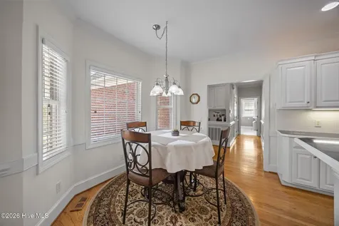 2094 Autumn Drive Kinston NC 28501
