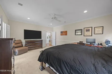 2094 Autumn Drive Kinston NC 28501