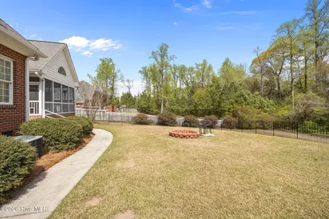 2094 Autumn Drive Kinston NC 28501
