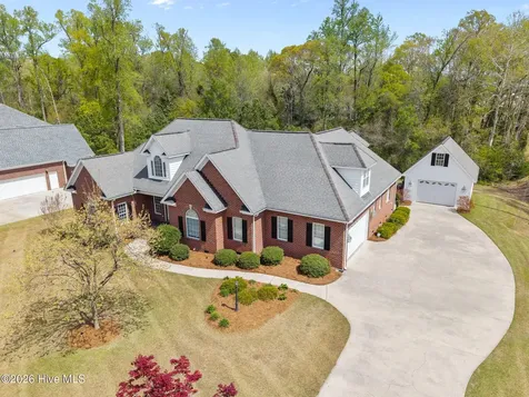 2094 Autumn Drive Kinston NC 28501