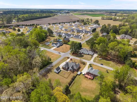 2094 Autumn Drive Kinston NC 28501