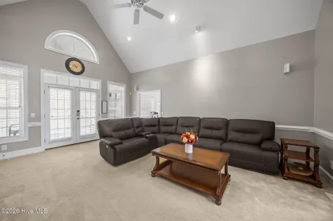2094 Autumn Drive Kinston NC 28501
