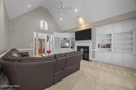 2094 Autumn Drive Kinston NC 28501