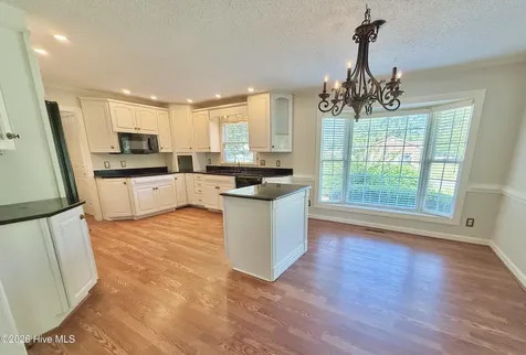 2320 Dogwood Lane Kinston NC 28504