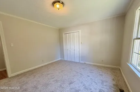 2320 Dogwood Lane Kinston NC 28504