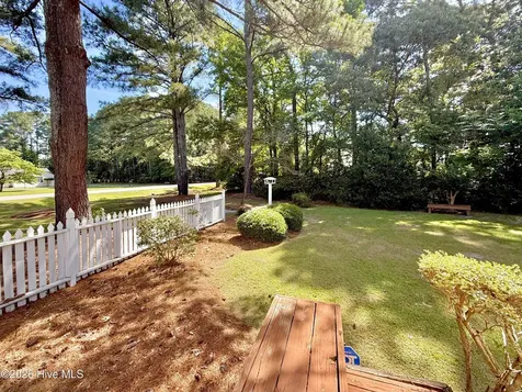 2320 Dogwood Lane Kinston NC 28504