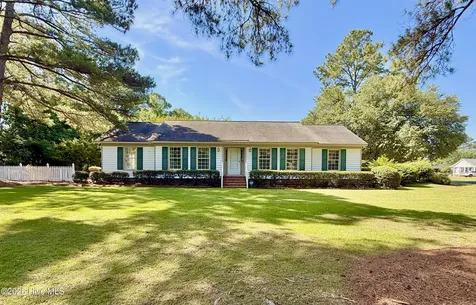 2320 Dogwood Lane Kinston NC 28504