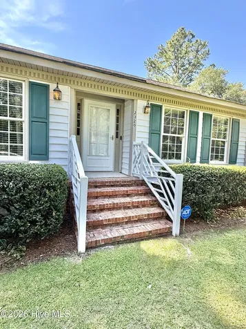 2320 Dogwood Lane Kinston NC 28504