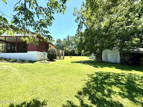 2864 Wilmington Highway Jacksonville NC 28540