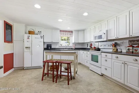 2379 Mill Creek Road Newport NC 28570