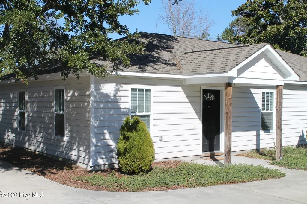 300 Williams Store Road Hampstead NC 28443