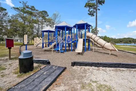 5027 Wyncie Wynd Southport NC 28461