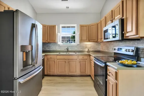 5027 Wyncie Wynd Southport NC 28461