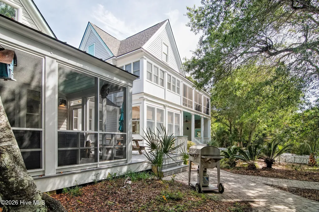 614 Ocracoke Way Bald Head Island NC 28461