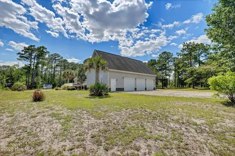158 Stump Sound Church Road Holly Ridge NC 28445