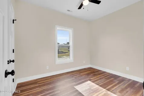136 Macdonald Boulevard Havelock NC 28532