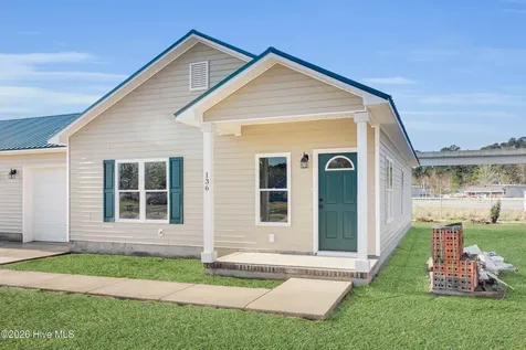 136 Macdonald Boulevard Havelock NC 28532