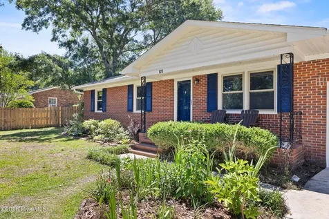 125 Cherokee Trail Wilmington NC 28409