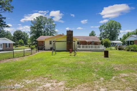 1910 Carolina Circle Goldsboro NC 27530