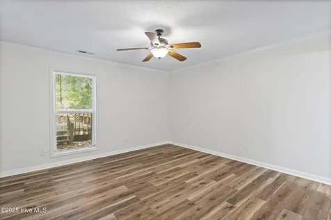 620 Shadowridge Road Jacksonville NC 28546