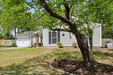 620 Shadowridge Road Jacksonville NC 28546