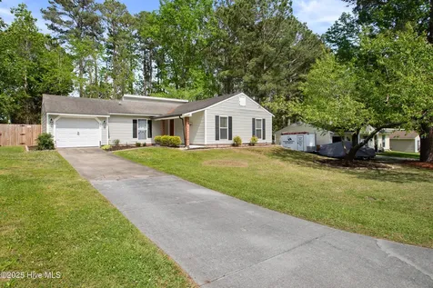 620 Shadowridge Road Jacksonville NC 28546