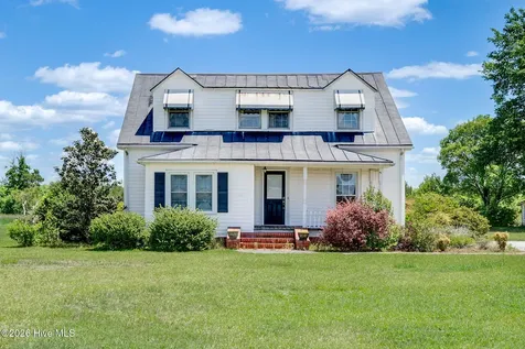1352 Cornwallis Road Rose Hill NC 28458