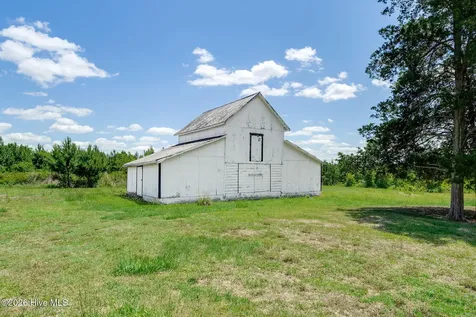 1352 Cornwallis Road Rose Hill NC 28458