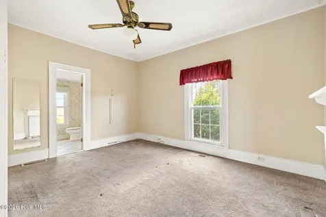 1352 Cornwallis Road Rose Hill NC 28458