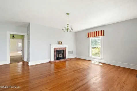 1352 Cornwallis Road Rose Hill NC 28458