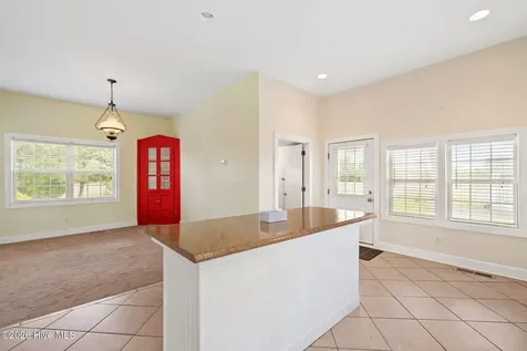 1352 Cornwallis Road Rose Hill NC 28458