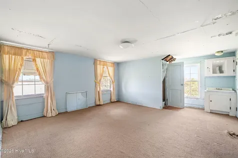1352 Cornwallis Road Rose Hill NC 28458