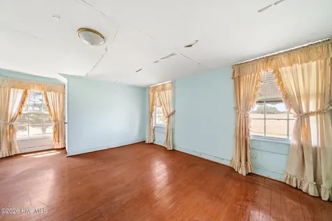 1352 Cornwallis Road Rose Hill NC 28458