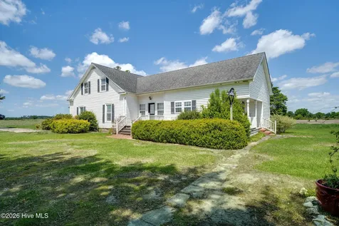 1352 Cornwallis Road Rose Hill NC 28458