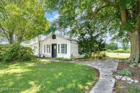 1352 Cornwallis Road Rose Hill NC 28458