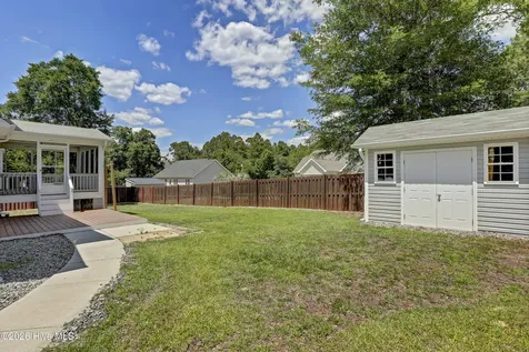 219 Everett Drive Sneads Ferry NC 28460