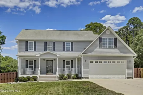 219 Everett Drive Sneads Ferry NC 28460