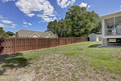 219 Everett Drive Sneads Ferry NC 28460